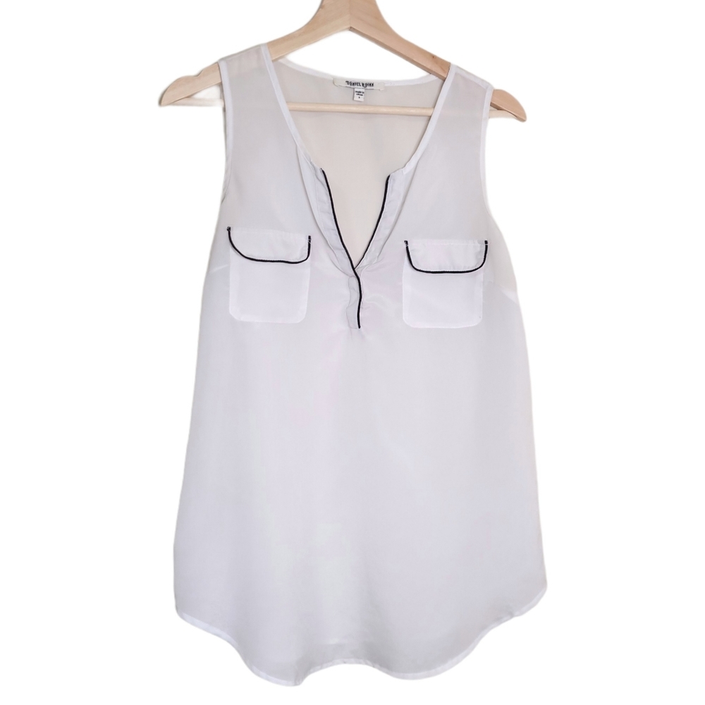 Daniel Rainn Sheer White 2 Pocket Tank Top 12607